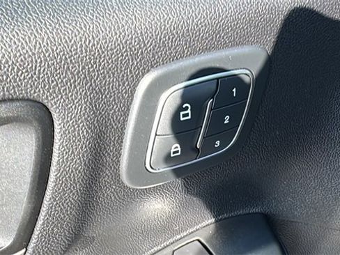 Certified 2022 Ford Escape SEL w/ Technology Package image 9