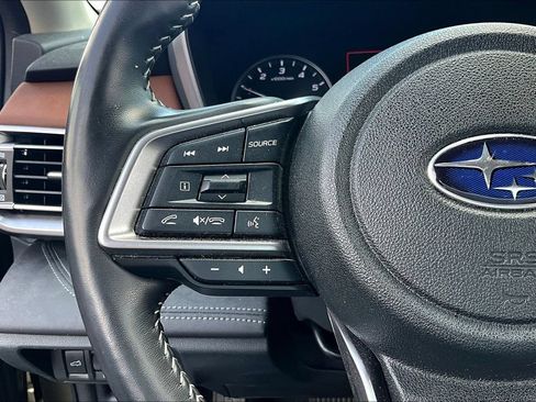 Used 2024 Subaru Outback Touring AWD/4WD image 10