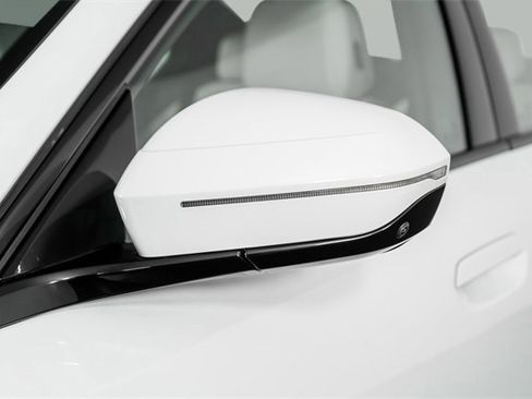 Used 2025 BMW i5 xDrive40 w/ M Sport Package image 44