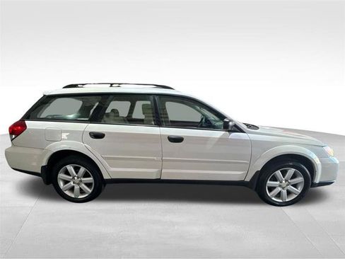 Used 2009 Subaru Outback 2.5i Special Edition AWD/4WD image 4