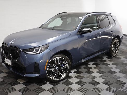 Certified 2025 BMW X3 M50 w/ Premium Package image 2