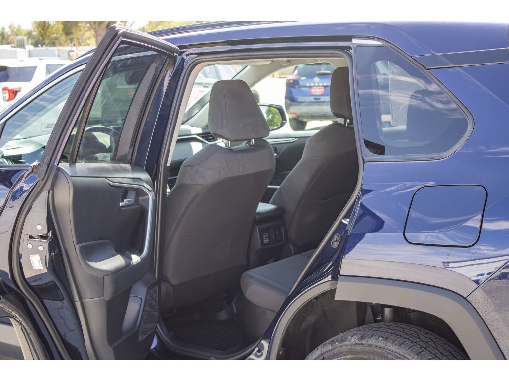 Used 2025 Toyota RAV4 XLE w/ Convenience Package AWD/4WD image 14