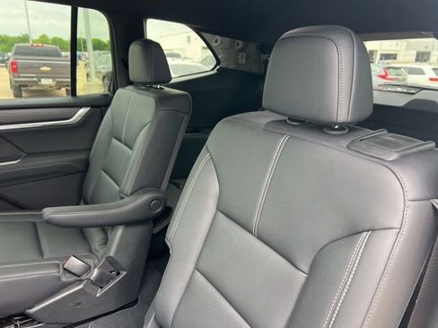 Used 2025 GMC Acadia Elevation w/ Elevation Premium Package image 10