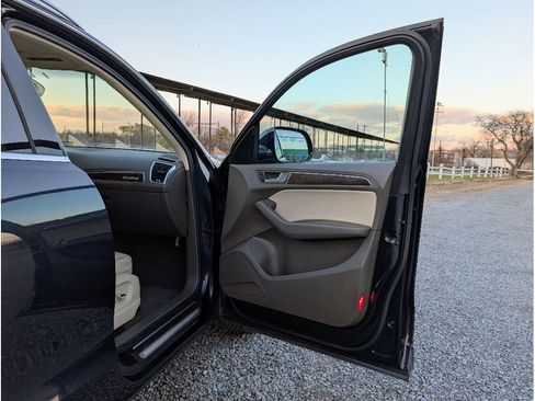 Used 2015 Audi Q5 2.0T Premium Plus w/ Technology Package image 11