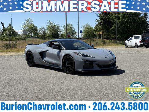 Used 2025 Chevrolet Corvette E-Ray w/ Stealth Interior Trim Package AWD/4WD image 30