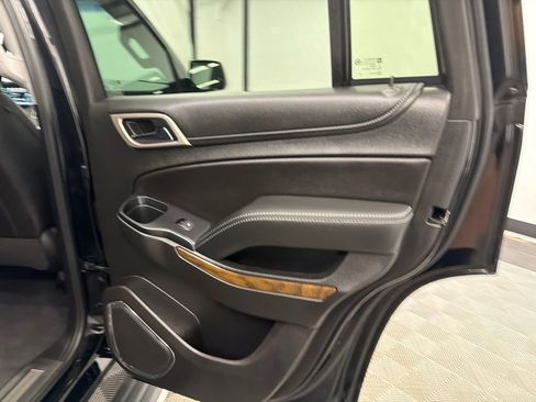 Used 2019 GMC Yukon Denali AWD/4WD image 17