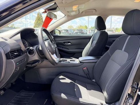 Used 2024 Nissan Sentra SV image 16