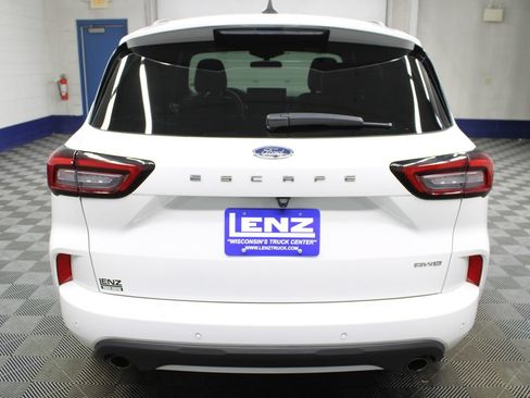 Used 2024 Ford Escape ST-Line w/ Tech Pack #1 AWD/4WD image 39