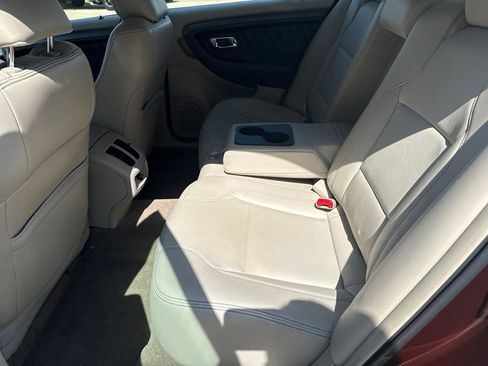 Used 2012 Ford Taurus SEL FWD image 9