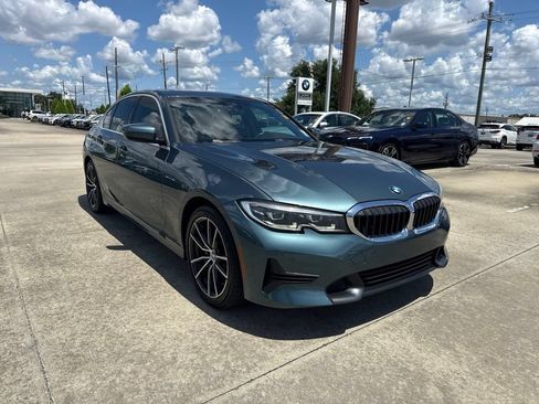 Used 2021 BMW 330i Sedan w/ Premium Package RWD image 7
