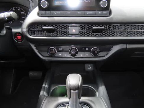 Used 2023 Honda HR-V LX image 20