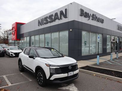 Certified 2025 Nissan Kicks SV