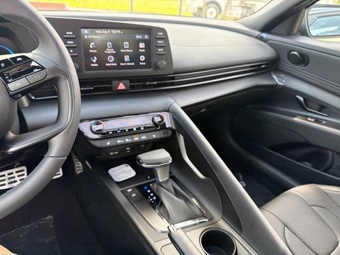 New 2026 Hyundai Elantra SEL Sport FWD image 27
