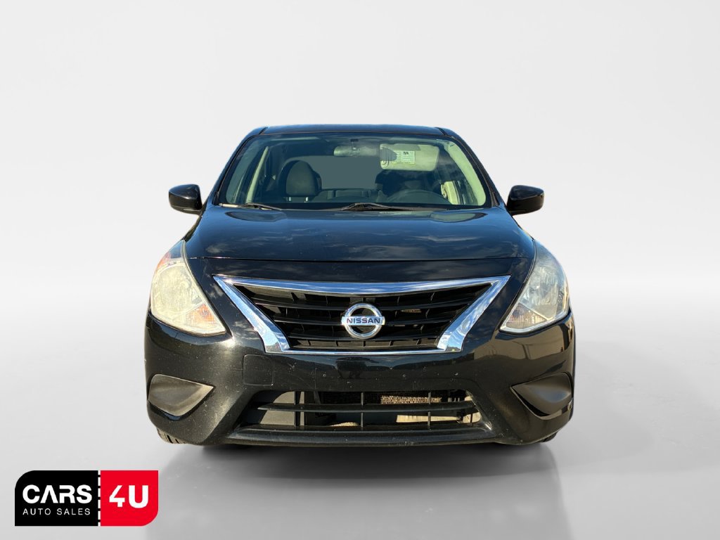Used 2015 Nissan Versa SV FWD image 2