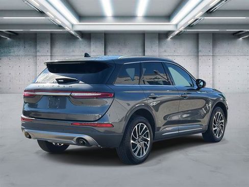 Certified 2020 Lincoln Corsair AWD w/ Equipment Group 101A image 6