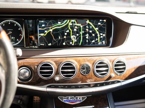 Used 2017 Mercedes-Benz S 550 Sedan image 30