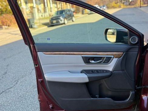 Used 2017 Honda CR-V Touring image 16