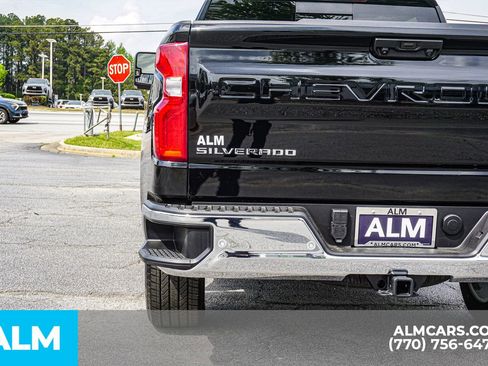 Used 2025 Chevrolet Silverado 1500 LTZ w/ LTZ Convenience Package II RWD image 17