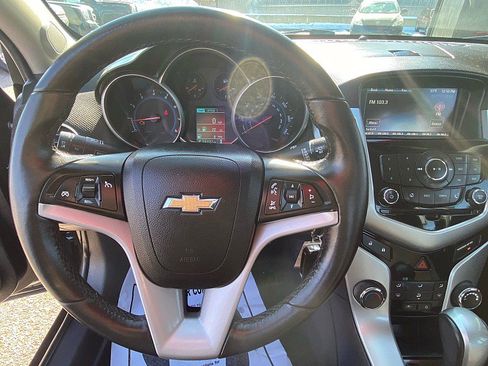 Used 2014 Chevrolet Cruze LT w/ Technology Package image 9