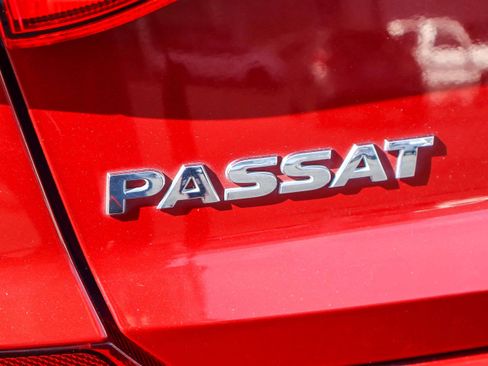 Used 2016 Volkswagen Passat 1.8T S image 24