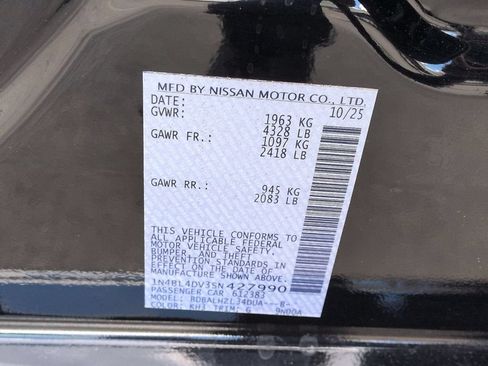 Used 2025 Nissan Altima 2.5 SV FWD image 35