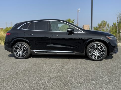 New 2026 Mercedes-Benz EQE 320+ SUV image 7