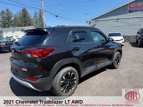 Used 2021 Chevrolet TrailBlazer LT AWD/4WD image 3