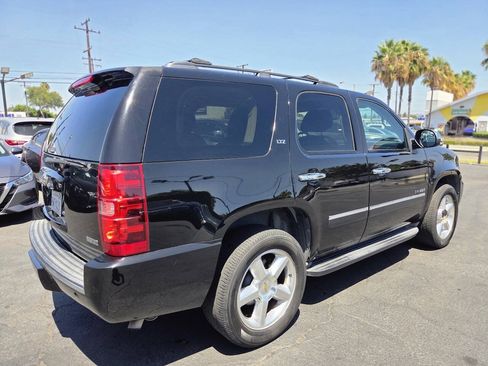 Used 2011 Chevrolet Tahoe LTZ RWD image 31
