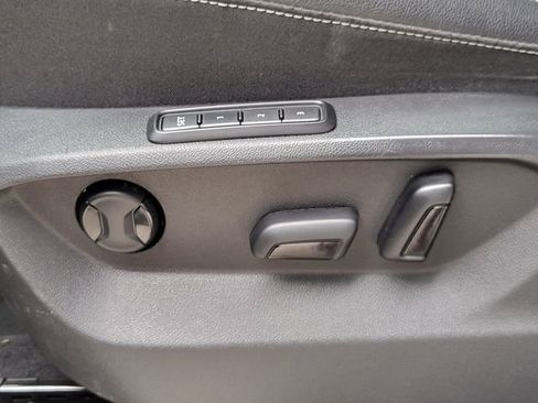 Used 2023 Volkswagen Atlas SEL image 15