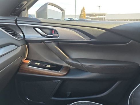 Certified 2023 MAZDA CX-9 Signature image 24