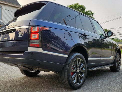 Used 2017 Land Rover Range Rover HSE image 17