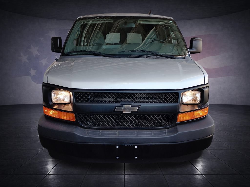 Used 2017 Chevrolet Express 2500 LS RWD image 8