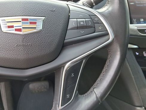 Used 2017 Cadillac XT5 Luxury w/ Driver Awareness Package AWD/4WD image 21