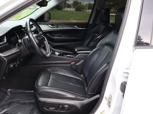 Used 2021 Jeep Grand Cherokee L Limited AWD/4WD image 19