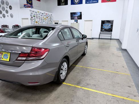 Used 2014 Honda Civic LX image 22