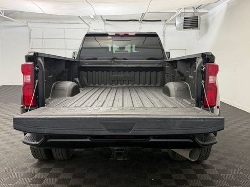 Used 2024 Chevrolet Silverado 3500 High Country w/ Technology Package AWD/4WD image 19
