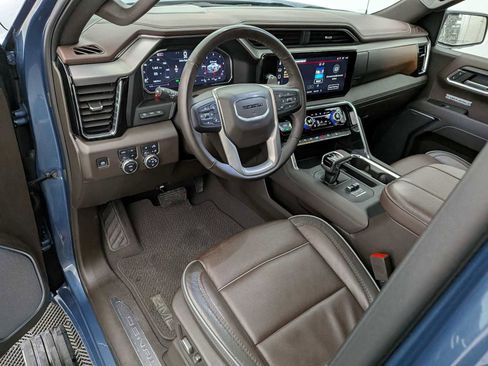 Certified 2025 GMC Sierra 1500 Denali w/ Denali Reserve Package image 2