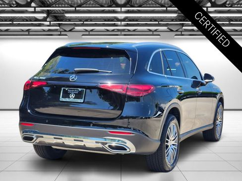 Certified 2026 Mercedes-Benz GLC 300 image 9