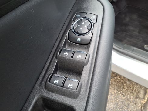 Used 2024 Ford Edge SEL w/ Convenience Package image 19