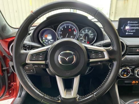 Used 2025 MAZDA MX-5 Miata Grand Touring image 28
