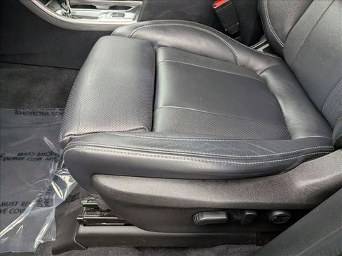 Used 2022 Subaru Ascent Limited w/ Technology Package AWD/4WD image 10
