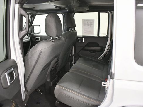 Used 2024 Jeep Wrangler Sahara 4xe image 14