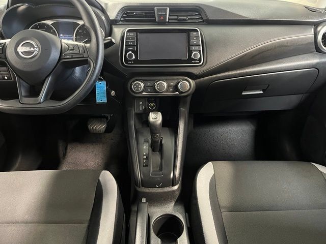 Used 2025 Nissan Versa S FWD image 21