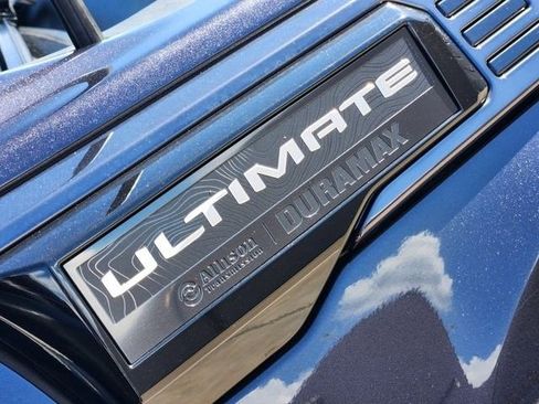 Used 2024 GMC Sierra 2500 Denali Ultimate w/ Max Trailering Package AWD/4WD image 11