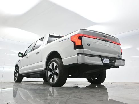 Used 2024 Ford F150 Lightning Platinum AWD/4WD image 55