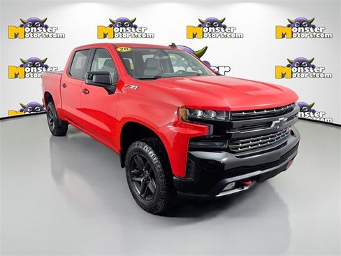 Used 2020 Chevrolet Silverado 1500 LT Trail Boss image 3