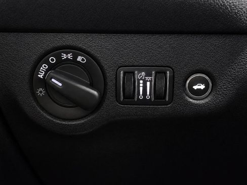 Used 2021 Dodge Challenger R/T Scat Pack RWD image 26