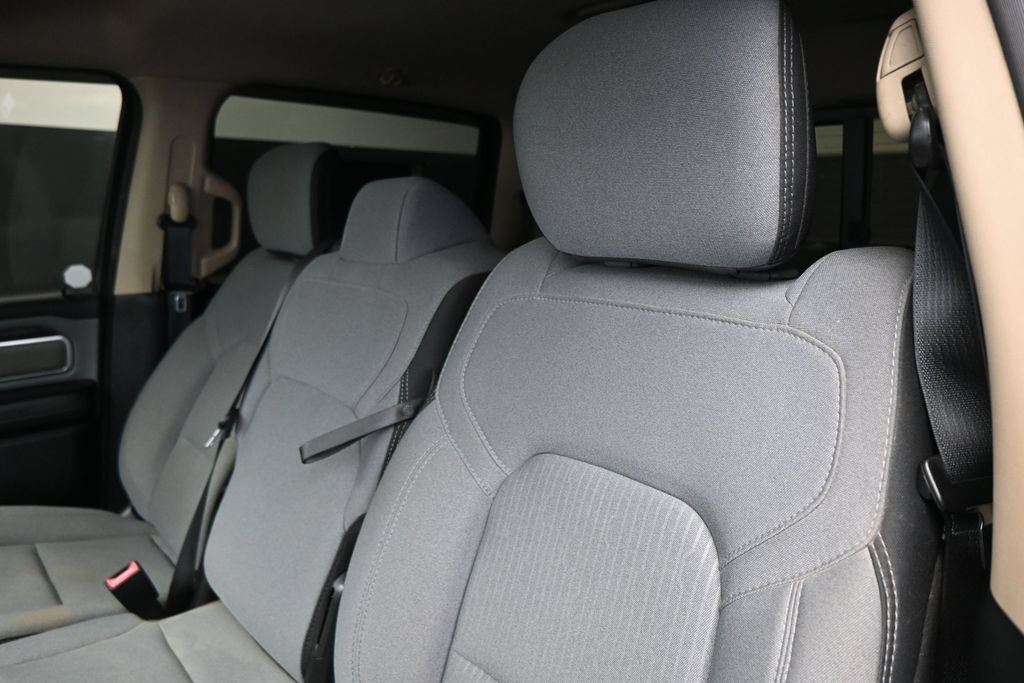 Used 2019 RAM 1500 Big Horn AWD/4WD image 13