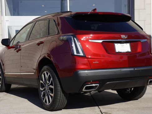 New 2025 Cadillac XT5 Sportv w/ Technology Package image 9