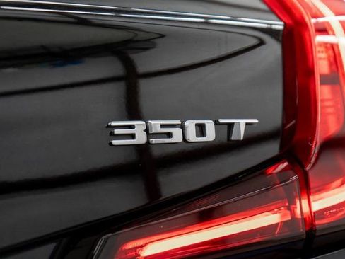 Used 2024 Cadillac XT4 Premium Luxury image 7